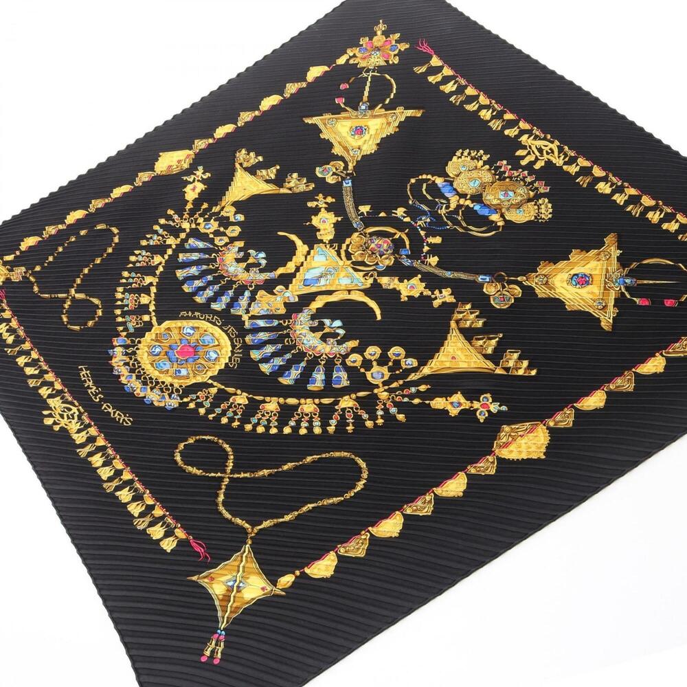 Hermes Carre Plissé Parures des Sables scarf/muffler, silk, women's, black/ye...